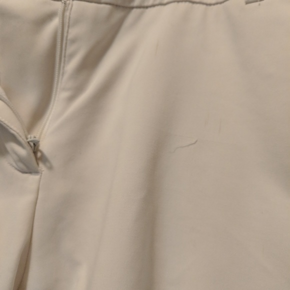 Capris - Picture 3 of 4